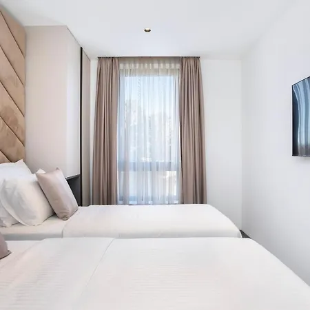 Apartment Fly - Ap2 - Mpolo *