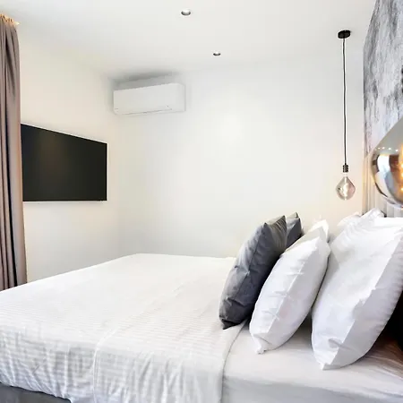 Apartment Fly - Ap2 - Mpolo Medulin