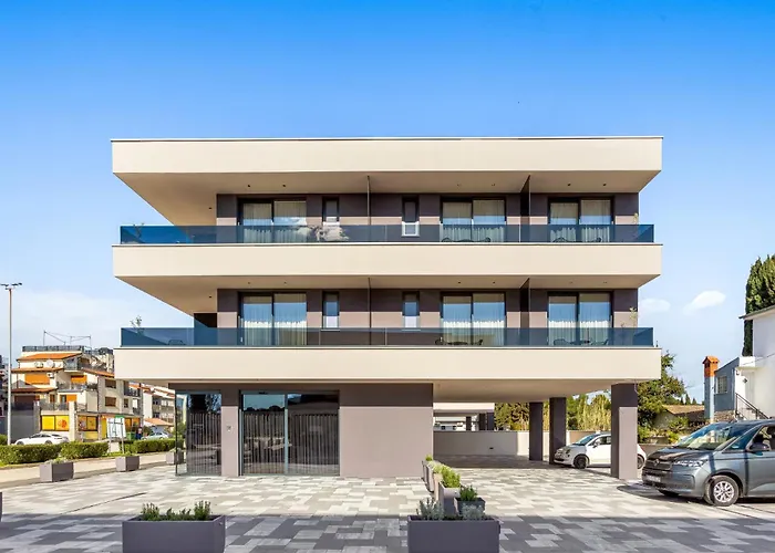 Fly - Ap2 - Mpolo * Medulin